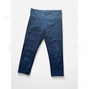 Lululemon Cropped Leggings size 6